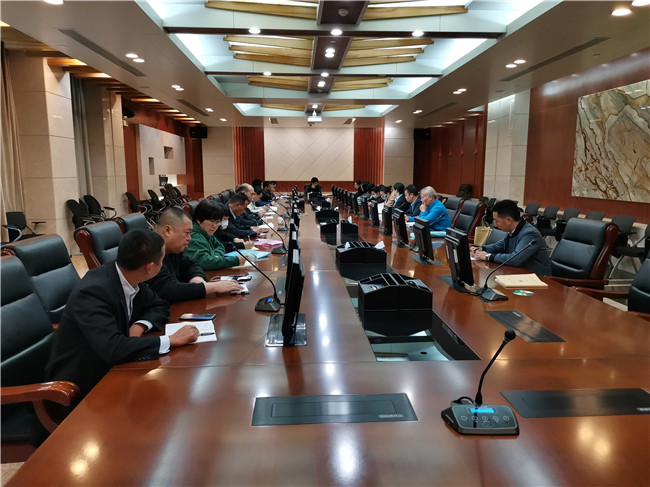 梅书记讲党课.jpg 梅书记讲党课.jpg